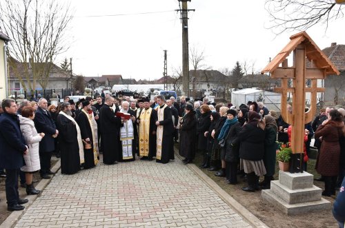 Binecuvântare arhierească în Parohia Jucu de Mijloc, județul Cluj Poza 140173
