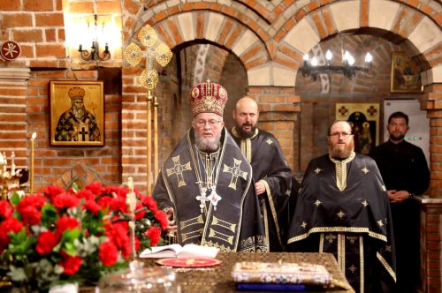 Biserica Ortodoxă Română, în sprijinul persoanelor aflate în carantină Poza 141034