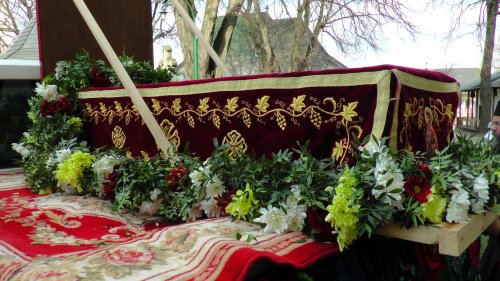 Procesiune în Suceava cu cinstitele moaște ale Sfântului Ioan cel Nou Poza 141870