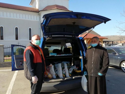 Materiale de protecţie pentru spitale şi hrană pentru persoanele vulnerabile în Alba şi Mureş Poza 142513