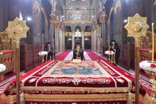 Denia Prohodului Domnului la Catedrala Patriarhală Poza 143106