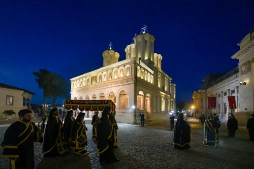 Denia Prohodului Domnului la Catedrala Patriarhală Poza 143116
