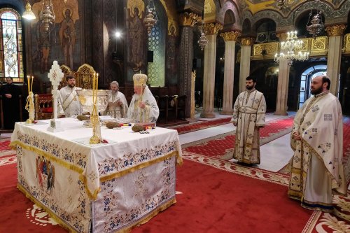 Sărbătoarea Izvorului Tămăduirii la Catedrala Patriarhală Poza 143554