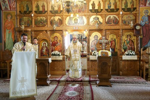Popasuri duhovnicești în Duminica Sfântului Apostol Toma Poza 143661