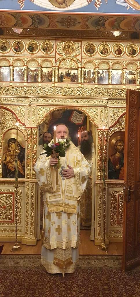 Slujire arhierească la paraclisul Mănăstirii Radu Vodă din Capitală Poza 144094
