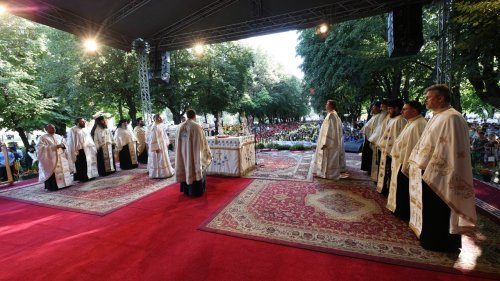 Istorii recuperate - 500 de ani de la sfințirea bisericii Mitropoliei din Târgoviște Poza 144444