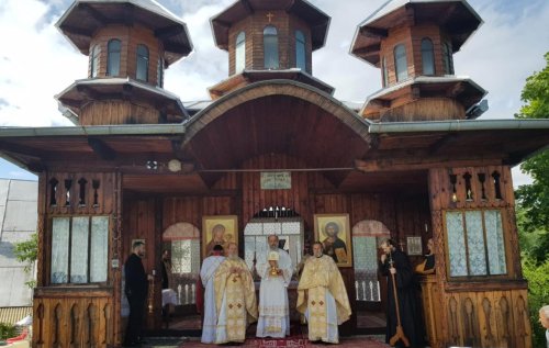 Sărbătoare la Mănăstirea Afteia, judeţul Alba Poza 145310