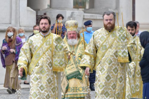 Hramul Centrului de Presă BASILICA pe Colina Patriarhiei Poza 146302