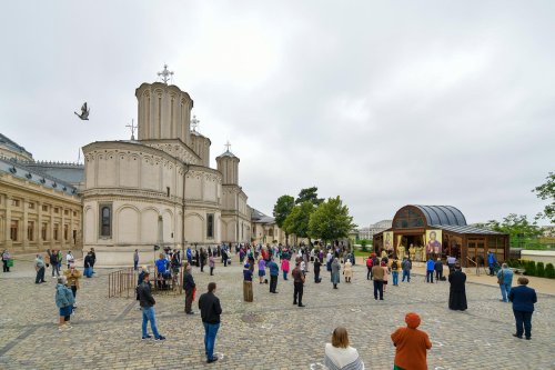 Hramul Centrului de Presă BASILICA pe Colina Patriarhiei Poza 146320