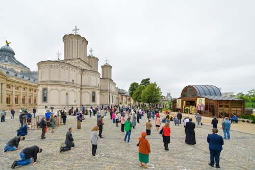 Hramul Centrului de Presă BASILICA pe Colina Patriarhiei Poza 146327