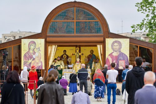 Hramul Centrului de Presă BASILICA pe Colina Patriarhiei Poza 146333