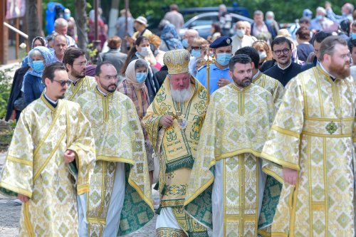 Hramul Centrului de Presă BASILICA pe Colina Patriarhiei Poza 146349