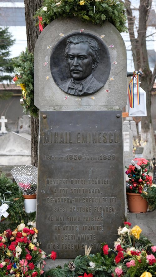 Pomenirea poetului naţional Mihai Eminescu la împlinirea a 131 de ani de la trecerea sa la cele veșnice Poza 146566