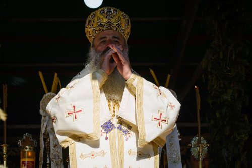 Parastas de 40 de zile pentru Arhiepiscopul Pimen Suceveanul Poza 147659