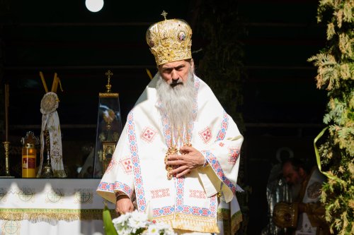 Parastas de 40 de zile pentru Arhiepiscopul Pimen Suceveanul Poza 147661