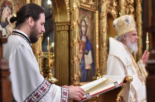Cinstirea Sfinţilor Apostoli Petru şi Pavel la Catedrala Patriarhală Poza 147708