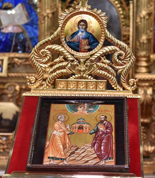 Cinstirea Sfinţilor Apostoli Petru şi Pavel la Catedrala Patriarhală Poza 147712