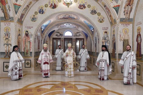 Cinstirea Sfinţilor Apostoli Petru şi Pavel la Catedrala Patriarhală Poza 147715