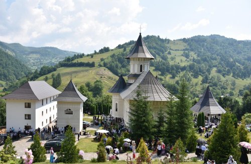 Sărbătoare la Mănăstirea Rebra-Parva din Țara Năsăudului Poza 147931