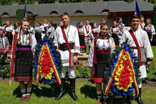 Sfântul Voievod Ştefan cel Mare, sărbătorit la Putna Poza 148071