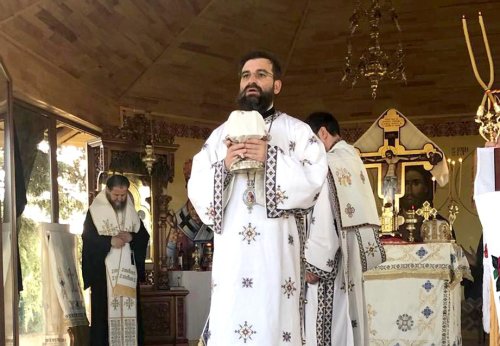 Slujire arhierească la o mănăstire ortodoxă din Portugalia