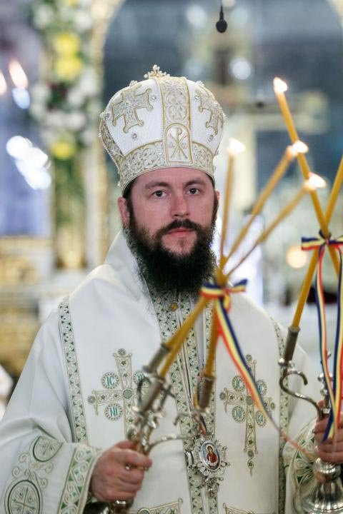 Au fost desemnați doi ierarhi candidați pentru slujirea de Arhiepiscop al Sucevei și Rădăuților Poza 148510