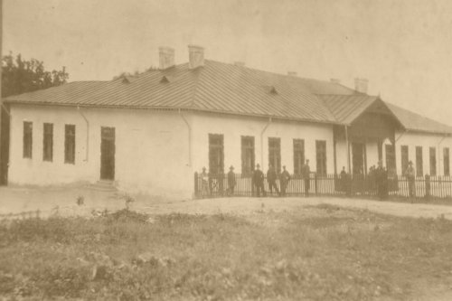 Theodor Balș și Anastasie Bașotă, ctitori de școală în Moldova Poza 148718