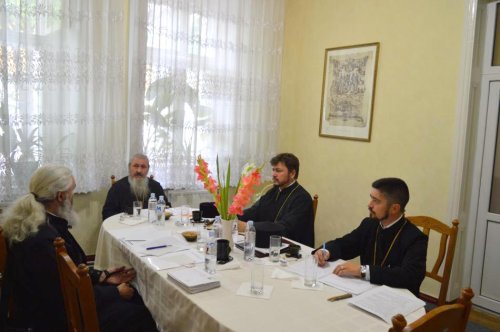 Sinodul mitropolitan al Mitropoliei Basarabiei s-a întrunit în ședință ordinară Poza 148928