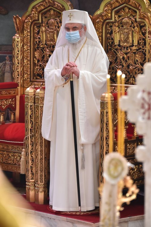 Patriarhul României a sărbătorit prin rugăciune împlinirea vârstei de 69 de ani Poza 149288