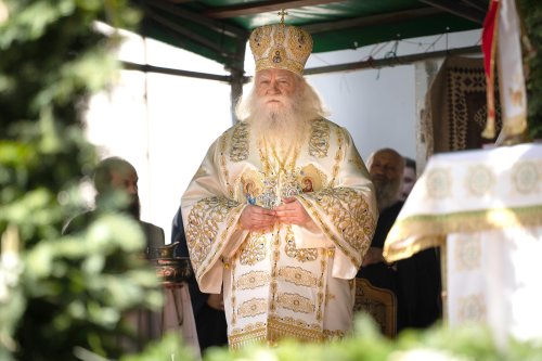 Clericii și credincioșii din Bucovina și-au primit noul Arhiepiscop Poza 149469