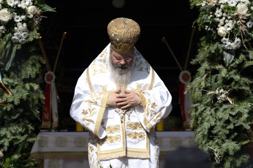 Clericii și credincioșii din Bucovina și-au primit noul Arhiepiscop Poza 149488
