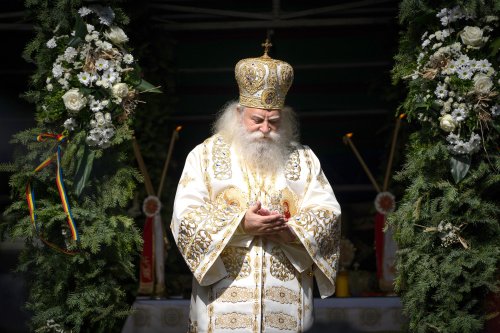 Clericii și credincioșii din Bucovina și-au primit noul Arhiepiscop Poza 149493