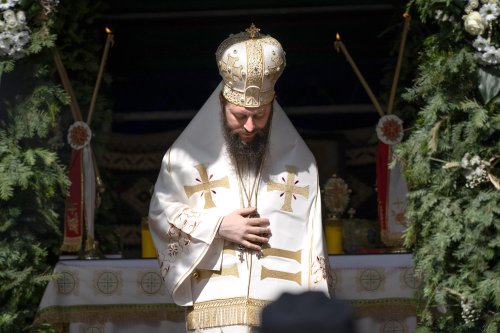 Clericii și credincioșii din Bucovina și-au primit noul Arhiepiscop Poza 149495