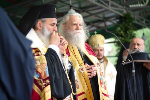 Clericii și credincioșii din Bucovina și-au primit noul Arhiepiscop Poza 149521