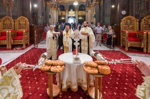 Pomenirea Patriarhilor Iustin şi Teoctist la Catedrala Patriarhală