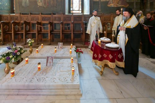 Pomenirea Patriarhilor Iustin şi Teoctist la Catedrala Patriarhală Poza 149906