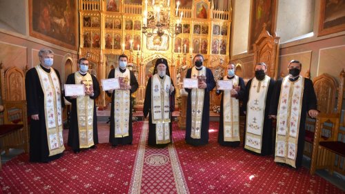 Hirotesii de duhovnici în Arhiepiscopia Târgoviștei Poza 149926