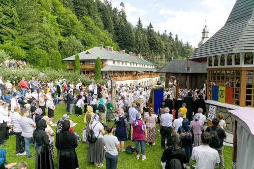 Slujire arhierească la Mănăstirea Sihla Poza 150593