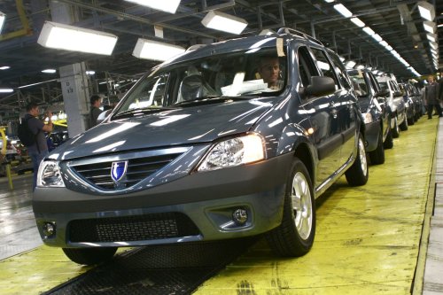Dacia, în topul vânzărilor de pe piaţa auto Poza 150670