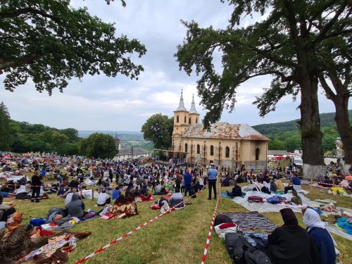 Mii de credincioşi în pelerinaj la Mănăstirea Nicula, Cluj Poza 150868