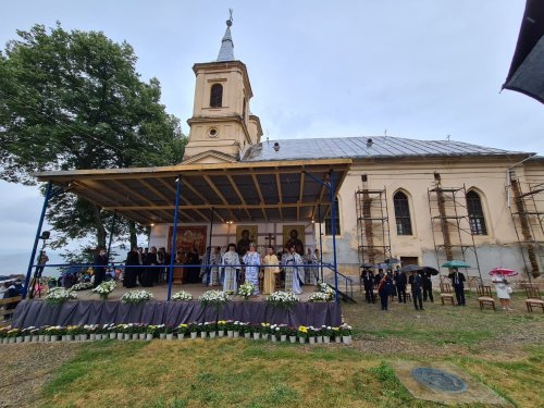 Mii de credincioşi în pelerinaj la Mănăstirea Nicula, Cluj Poza 150871