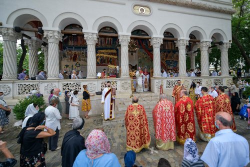 Sfinții Martiri Brâncoveni, sărbătoriți la kilometrul 0 al Capitalei Poza 150913