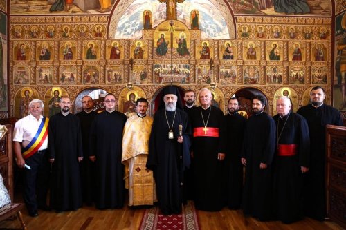 Resfințirea Bisericii „Sfântul Ierarh Nicolae”  din Cricău, Protopopiatul Alba Iulia Poza 151384