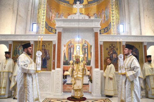 Aniversarea centenarului reînființării Episcopiei Oradiei