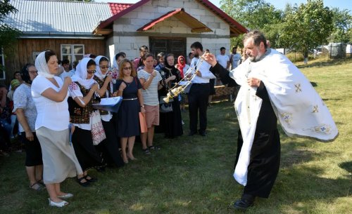 Slujbă misionară în satul Dacia-Nicşeni, Botoşani Poza 151925