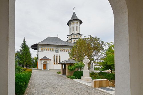 Mănăstirea Cudalbi, un loc al regăsirii de sine Poza 152080