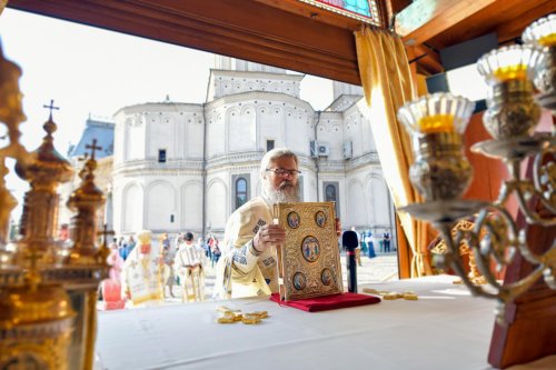Sărbătoarea Nașterii Maicii Domnului la Catedrala Patriarhală Poza 152154