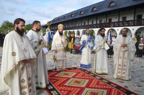 Sărbătoare la Mănăstirea Marginea - Rădăuţi Poza 152255
