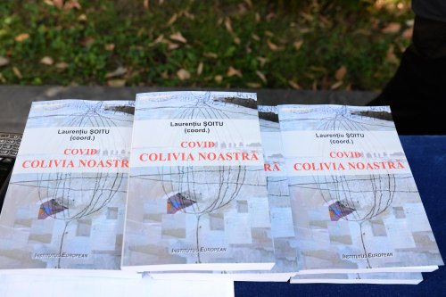 Volum despre pandemia de COVID, lansat la Academia Română Poza 152332