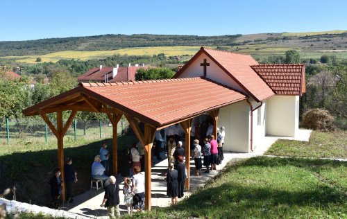 Nouă capelă mortuară în localitatea clujeană Dăbâca Poza 152394